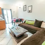 Popi * Kéfalos