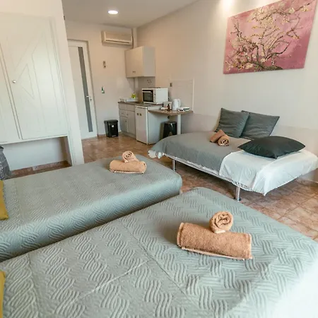 Popi * Кефалос