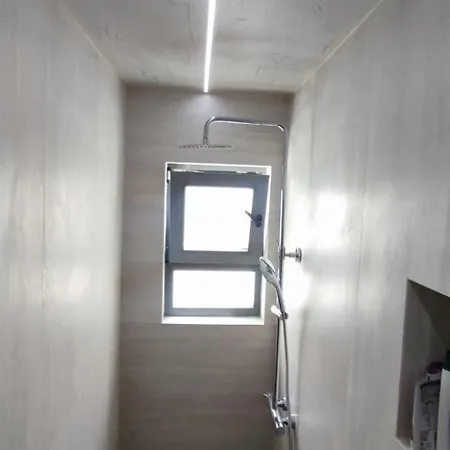 Popi * Кефалос