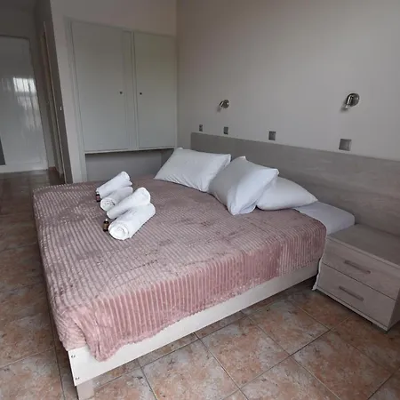 Popi Апартаменты